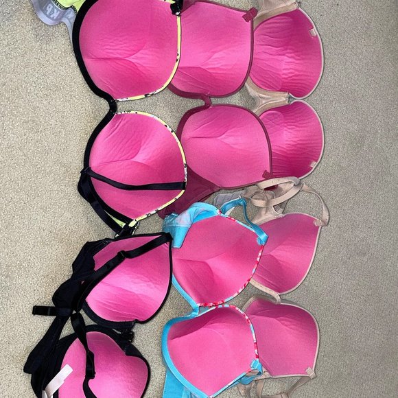 Bras - Picture 2 of 7